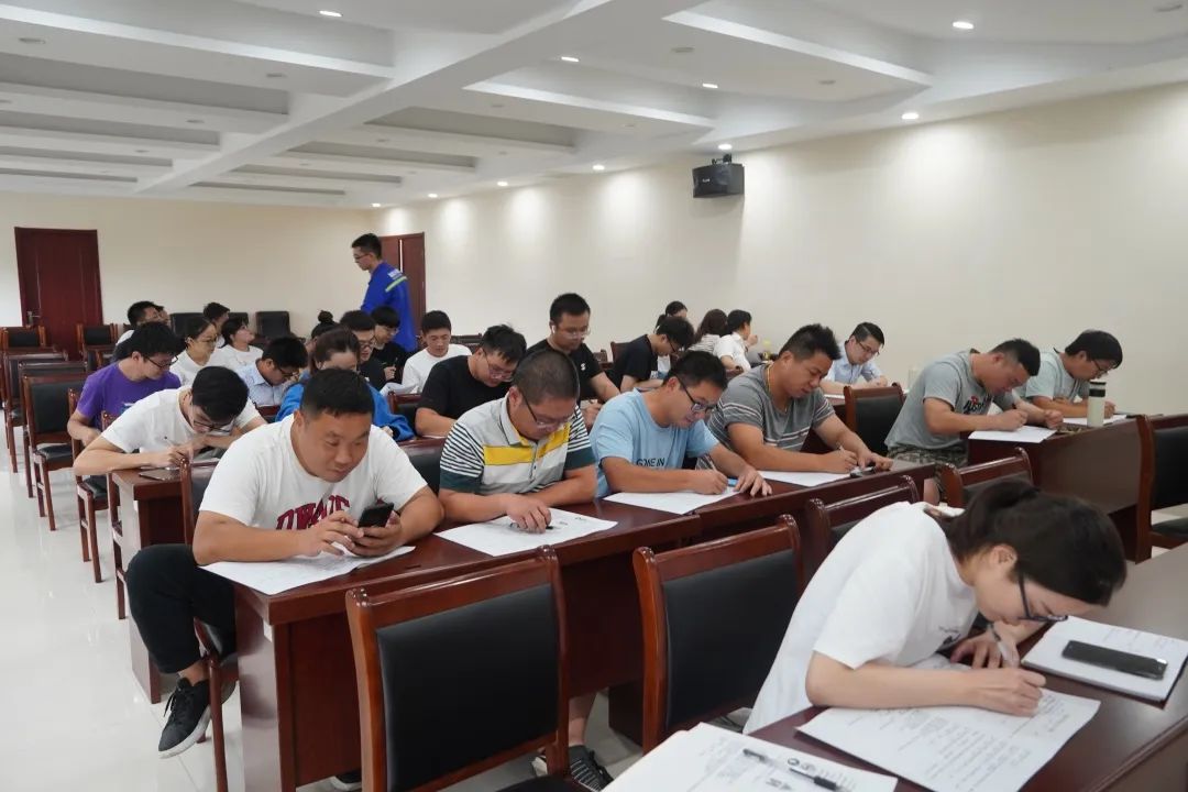 <a href=http://m.wljzc.cn target=_blank class=infotextkey><a href=http://m.wljzc.cn target=_blank class=infotextkey>双良</a>环境</a>安全培训“拍了拍”你